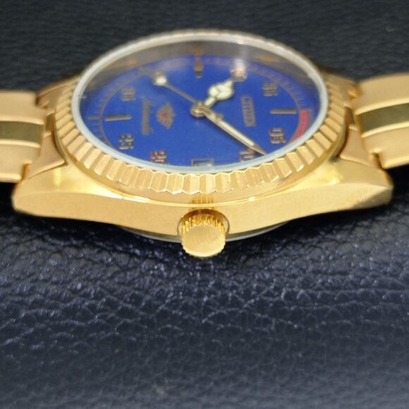 Vintage 1973 Citizen Automatic Mens Gold Watch W/daydate & Red accents - Picture 5 of 10